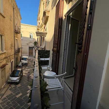 Com A Cas - Feel At Home In The Old Town Bari Luaran gambar
