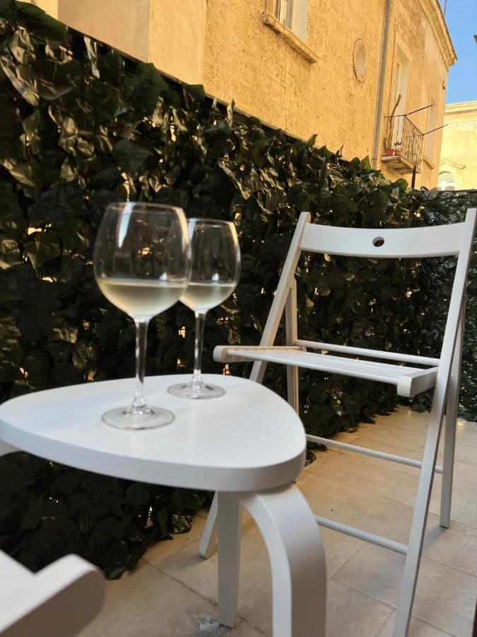 Com A Cas - Feel At Home In The Old Town Bari Luaran gambar